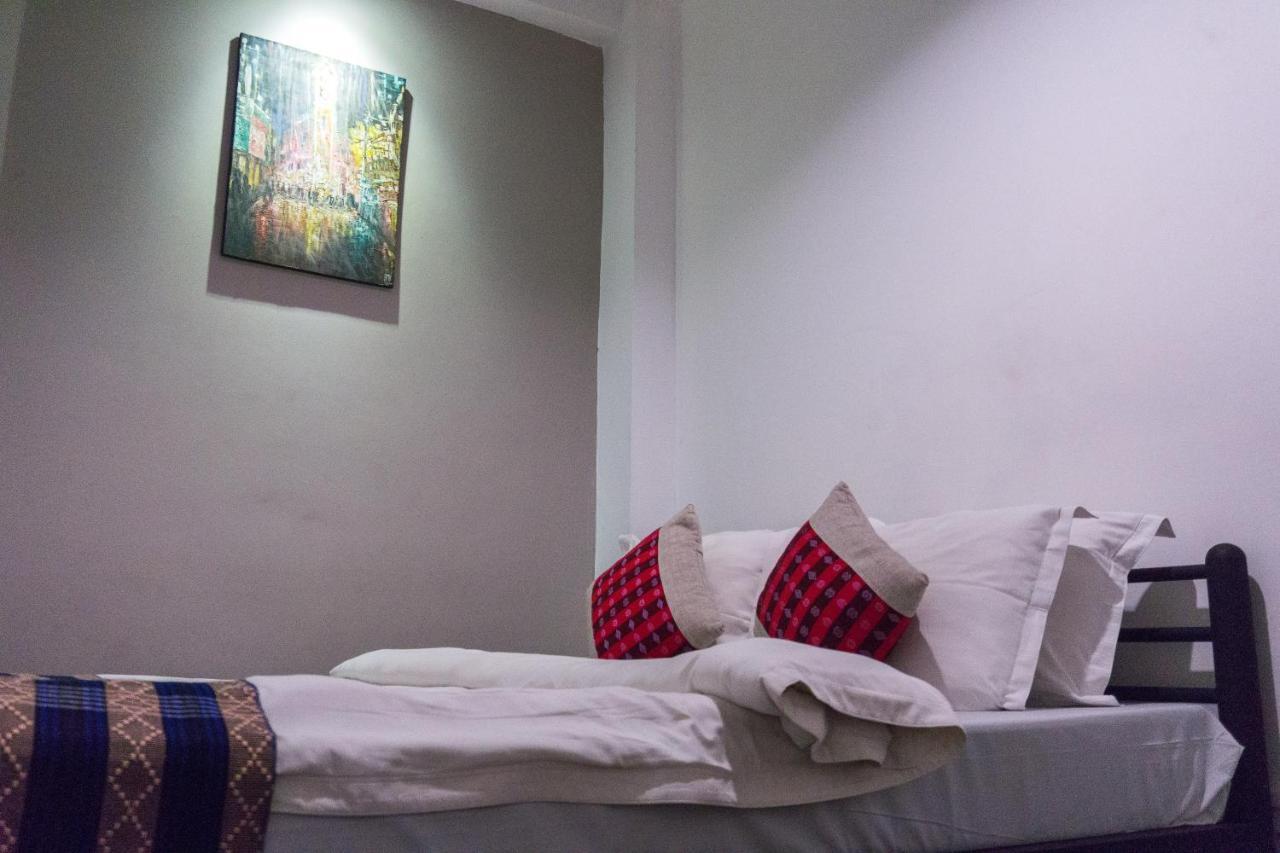 Hostel9 Yangon Exterior photo